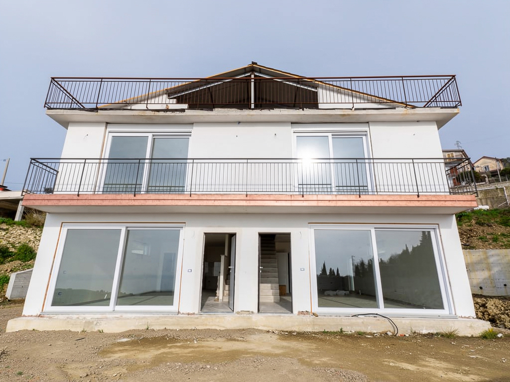 Villa Bifamiliare in vendita a Ogliastro Cilento