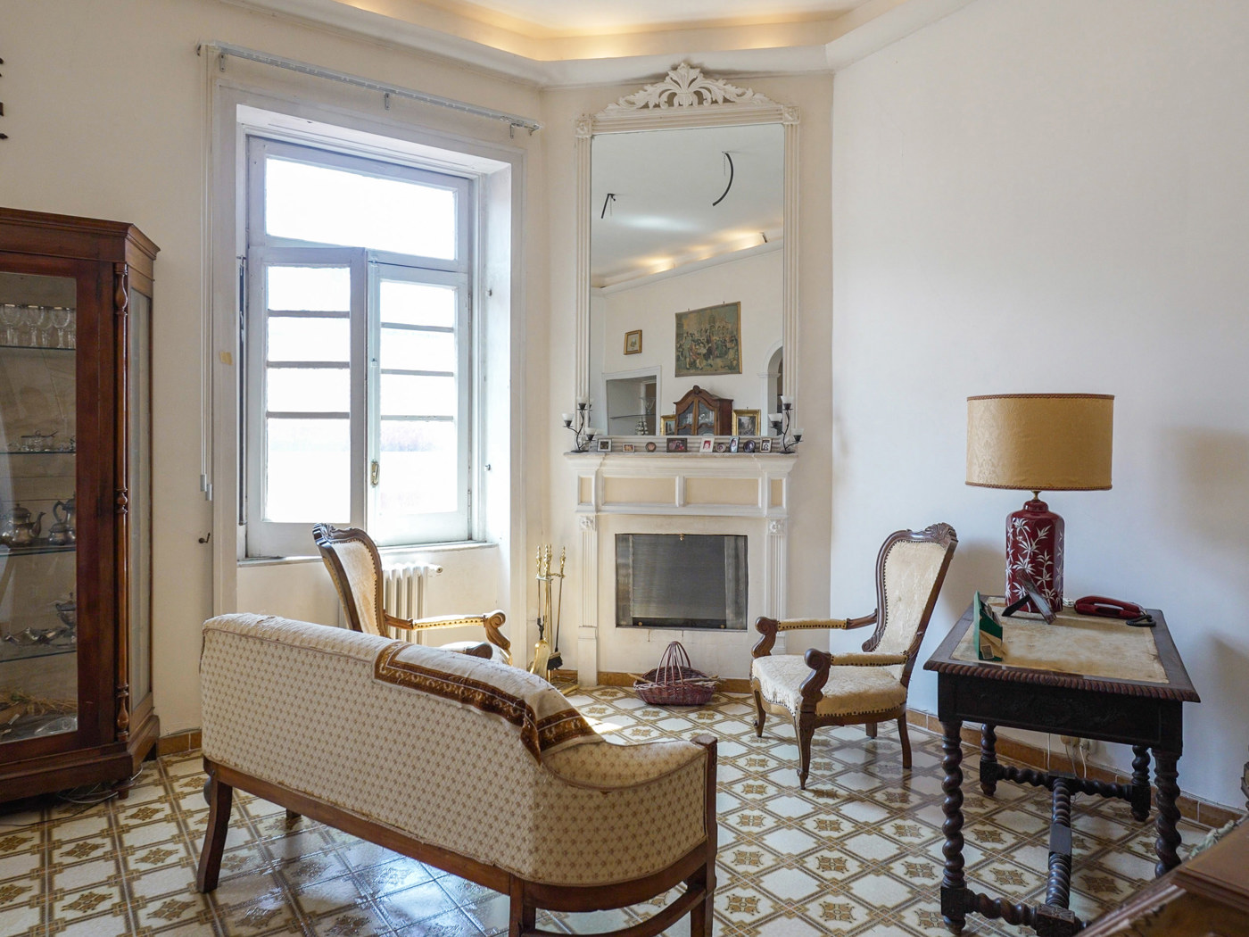 Appartamento da ristrutturare a Salerno