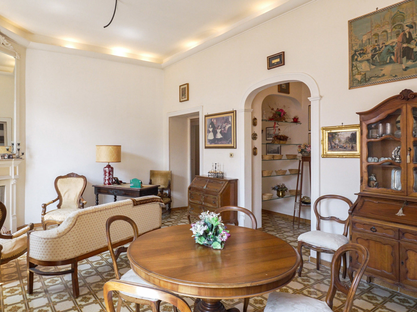 Appartamento da ristrutturare a Salerno