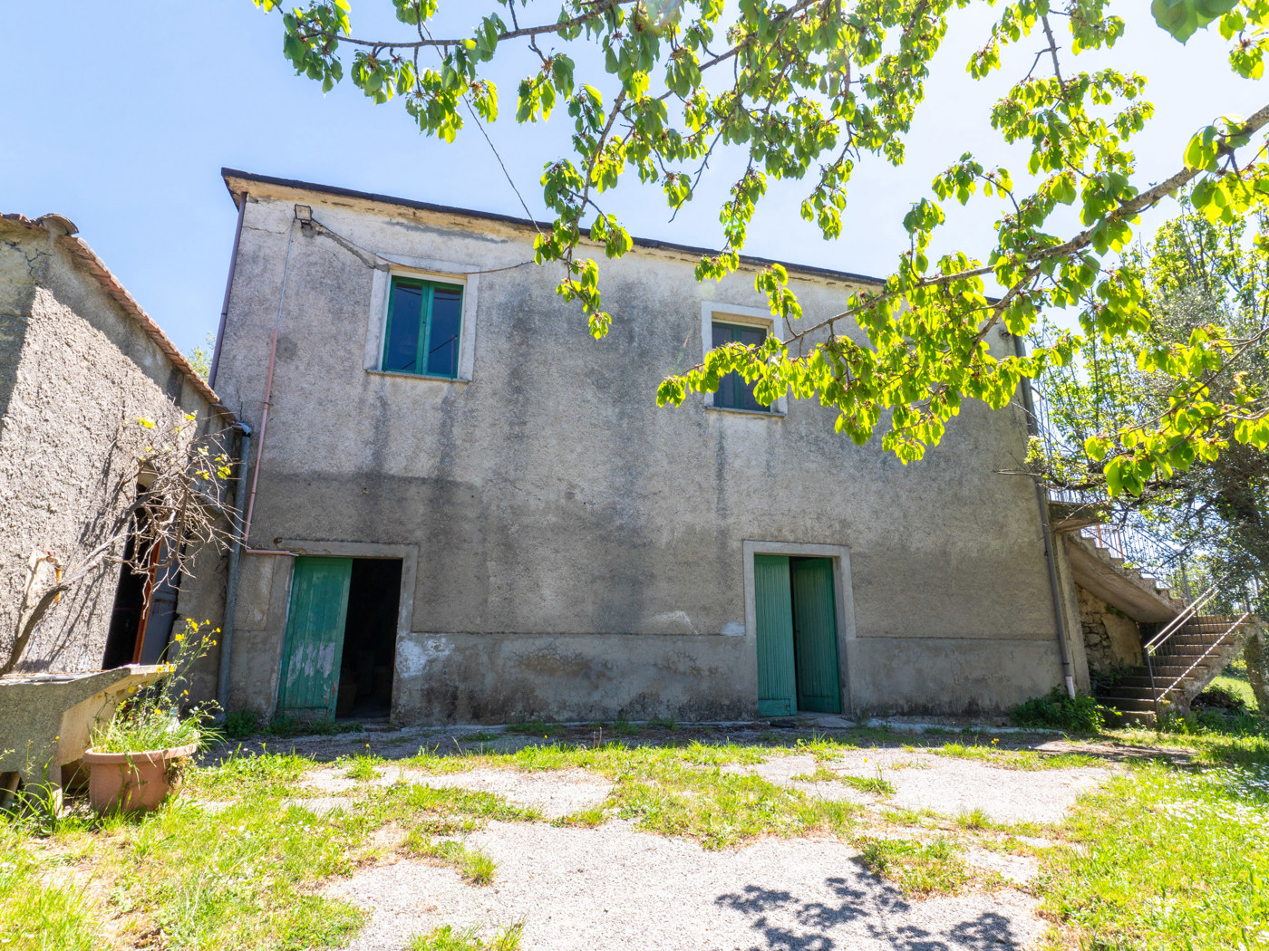 Villa Bifamiliare da ristrutturare a Trentinara