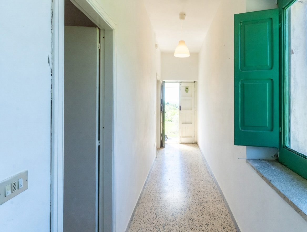 Villa Bifamiliare da ristrutturare a Trentinara