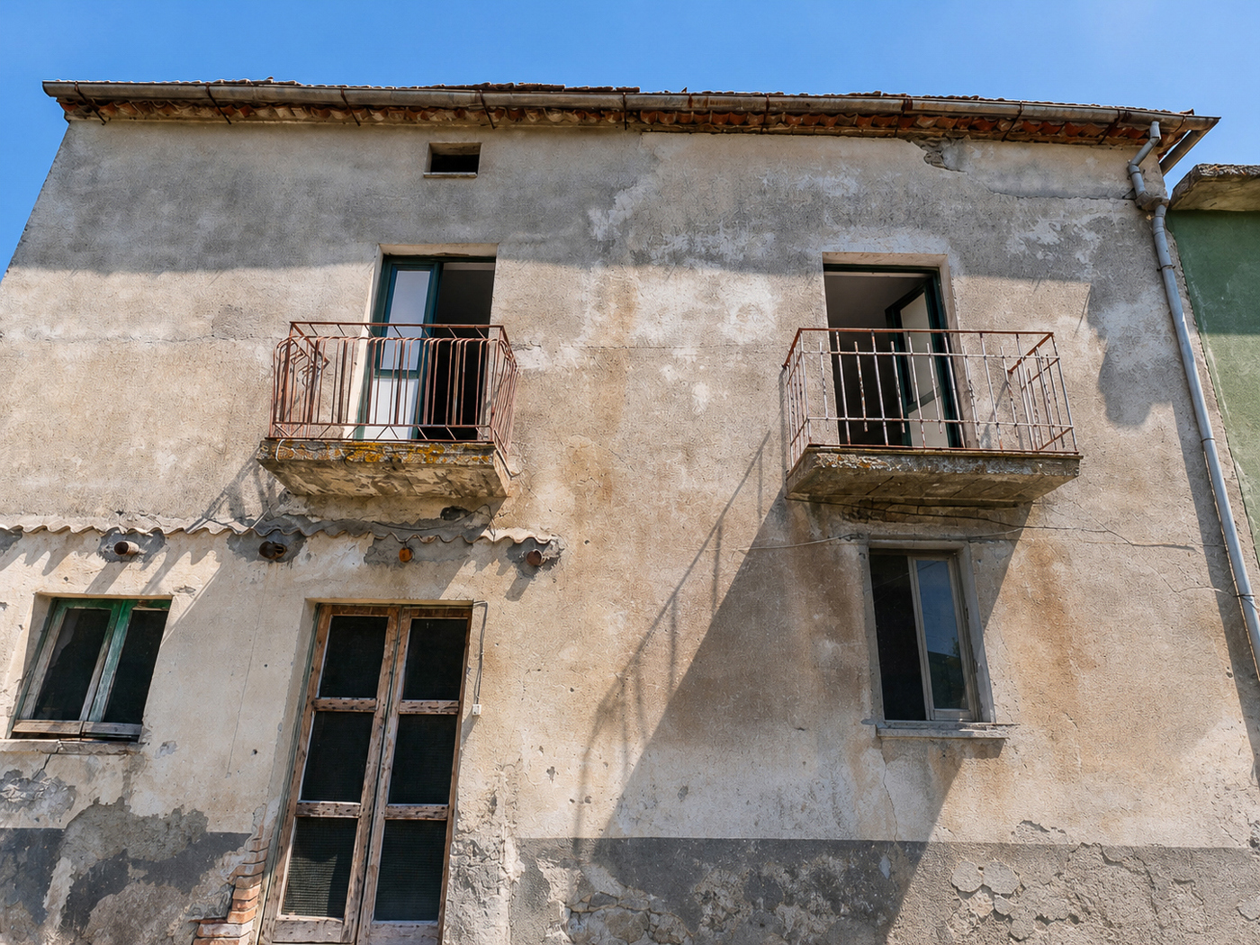 Casa indipendente da ristrutturare a Roccadaspide