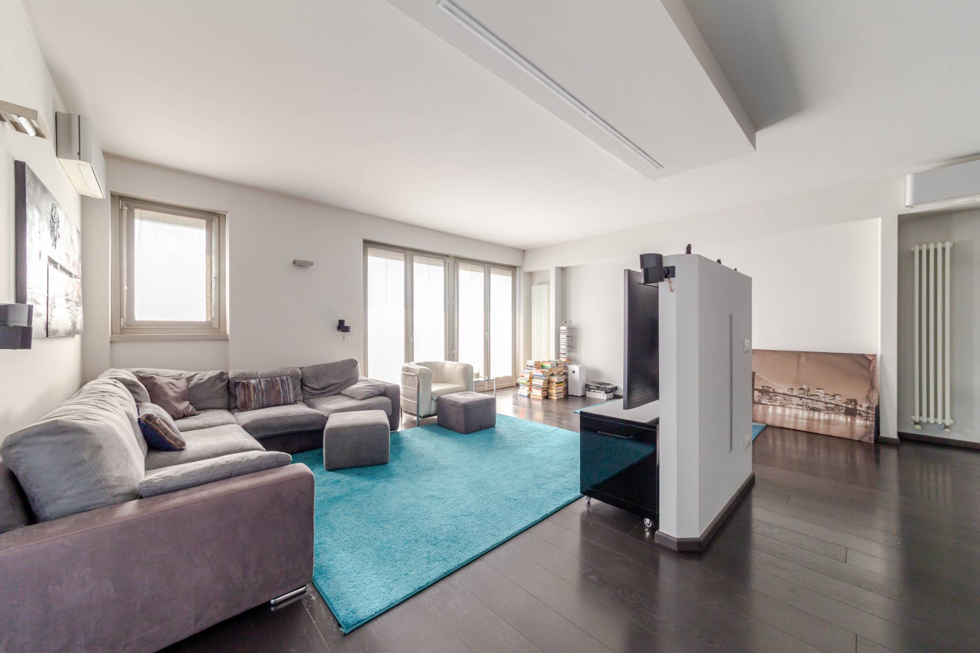 Attico in vendita a Milano, Bocconi