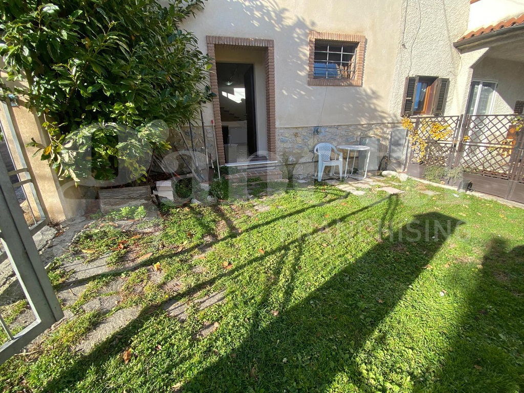 Loft con giardino a Scoppito