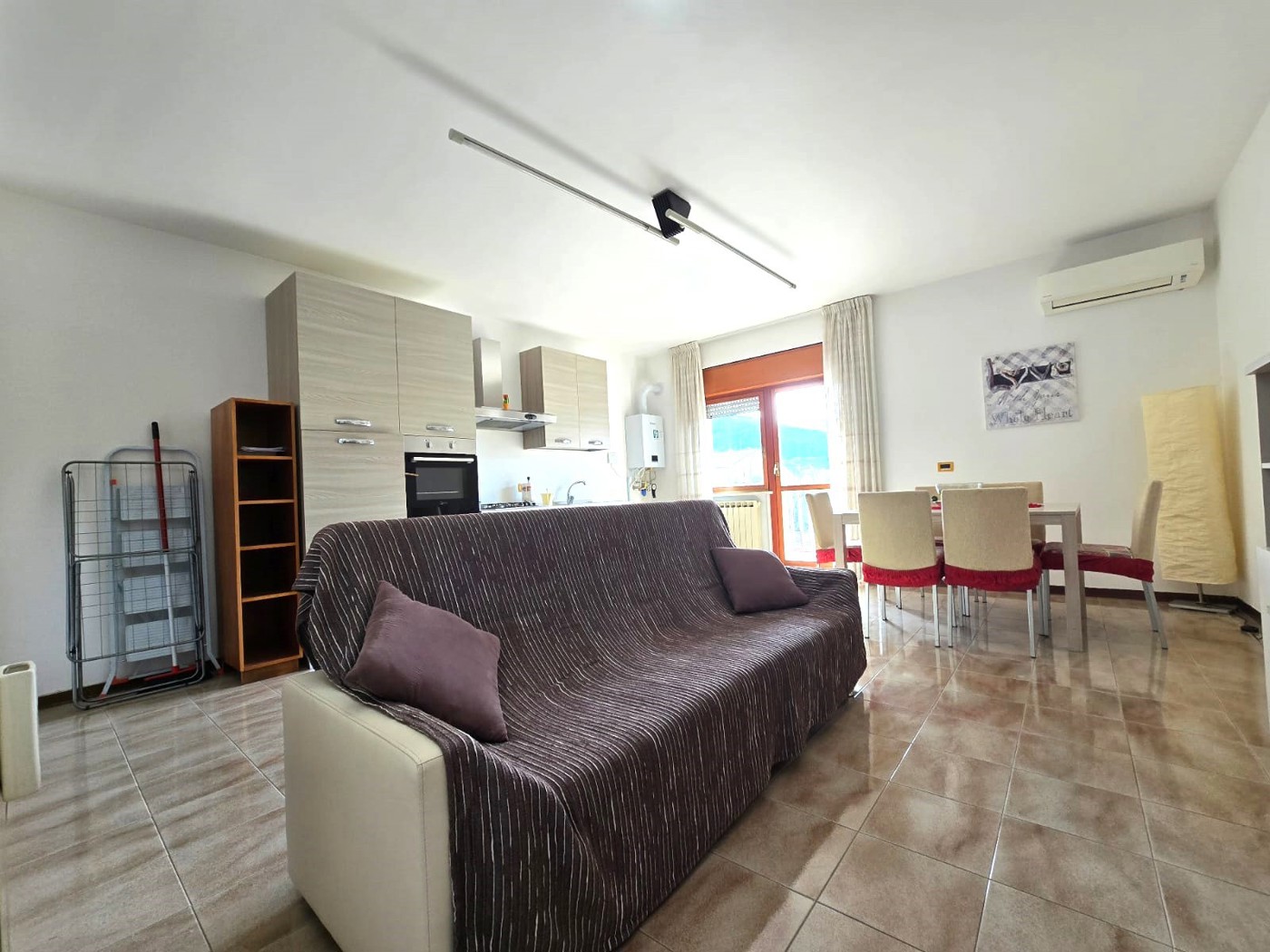 Trilocale con box a L'Aquila