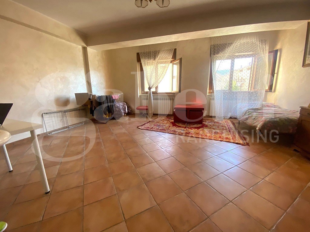 Trilocale con box a L'Aquila