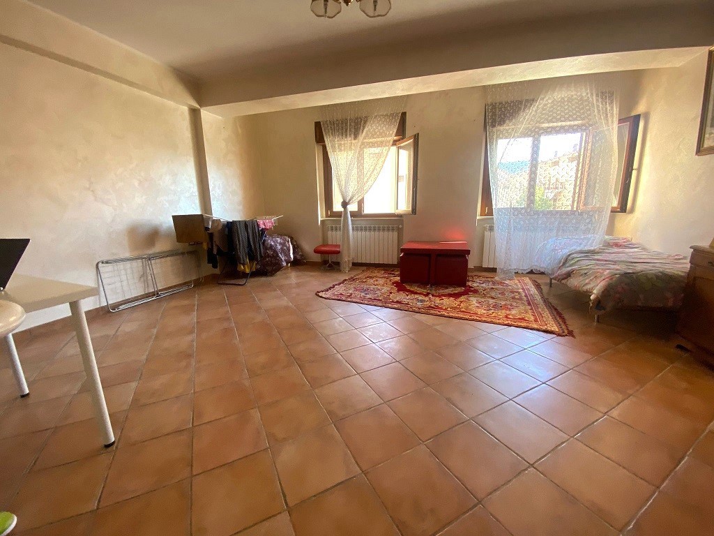 Trilocale con box a L'Aquila