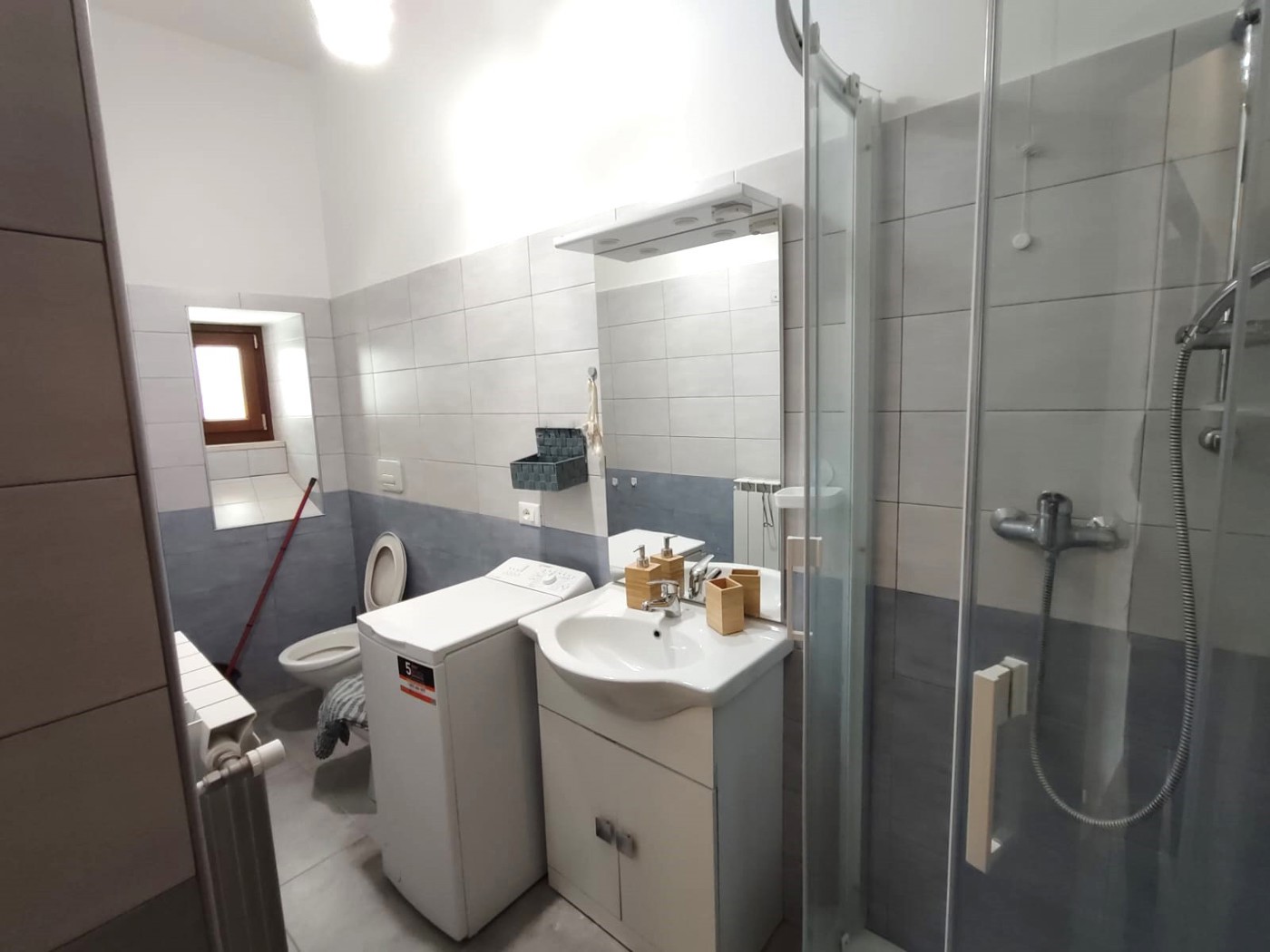 Trilocale arredato in affitto a L'Aquila