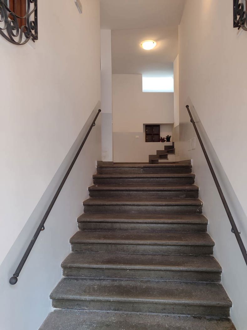 Trilocale arredato in affitto a L'Aquila