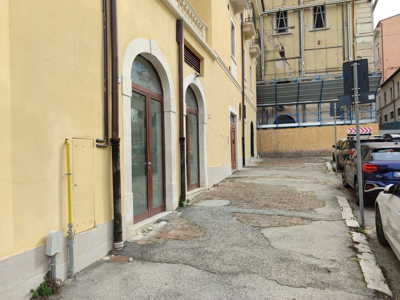 Negozio in affitto a L'Aquila