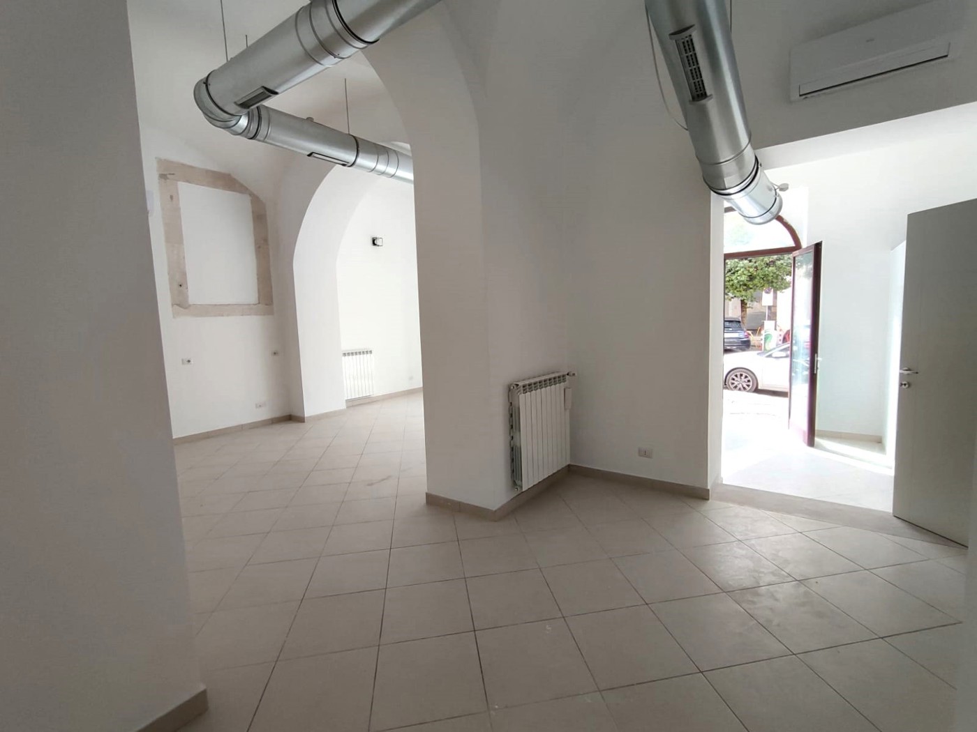 Negozio in affitto a L'Aquila