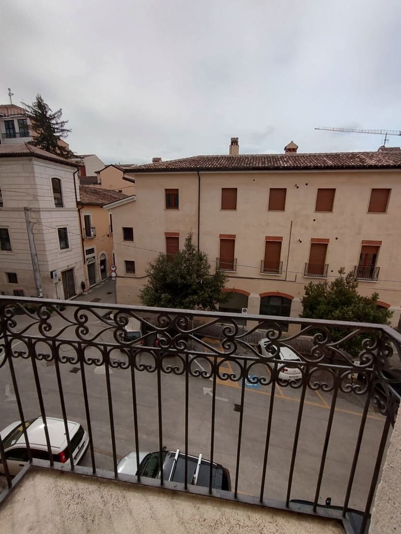 Ufficio in affitto a L'Aquila