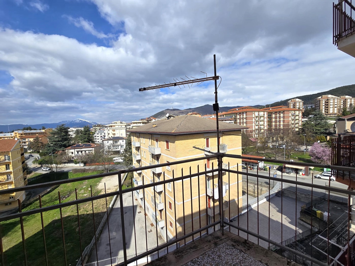 Quadrilocale in affitto a L'Aquila