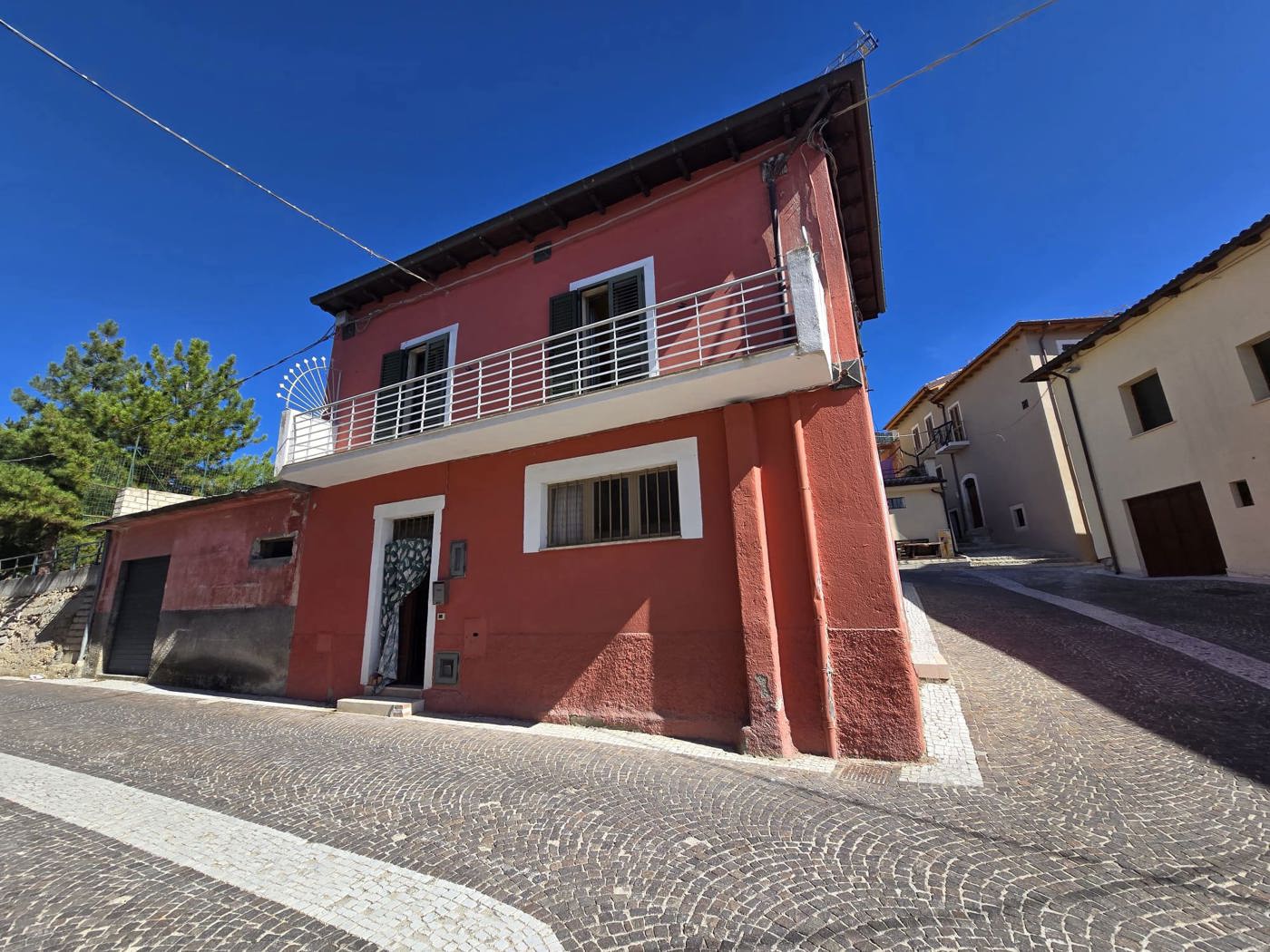 Casa indipendente in vendita a Barisciano