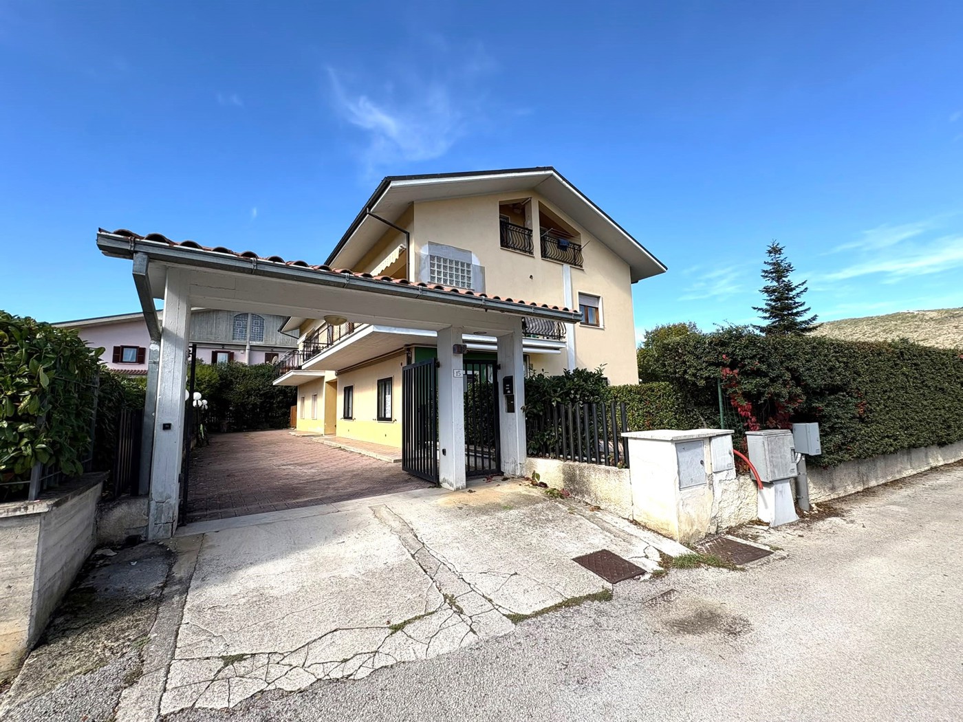 Trilocale in vendita a L'Aquila