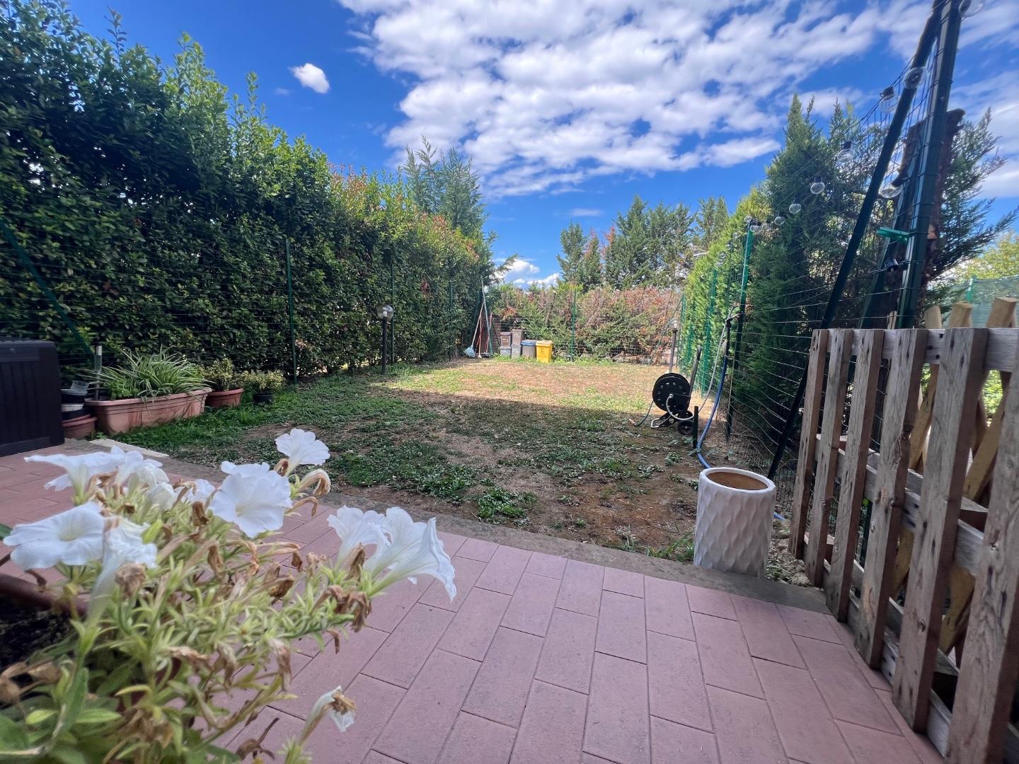 Bilocale con giardino a Castelfiorentino