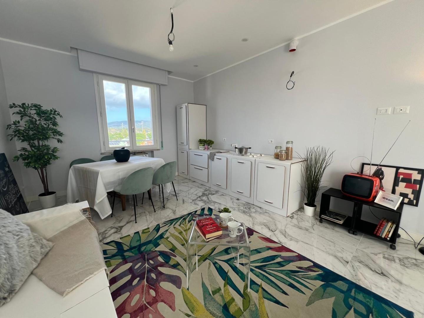 Attico con terrazzo a Empoli