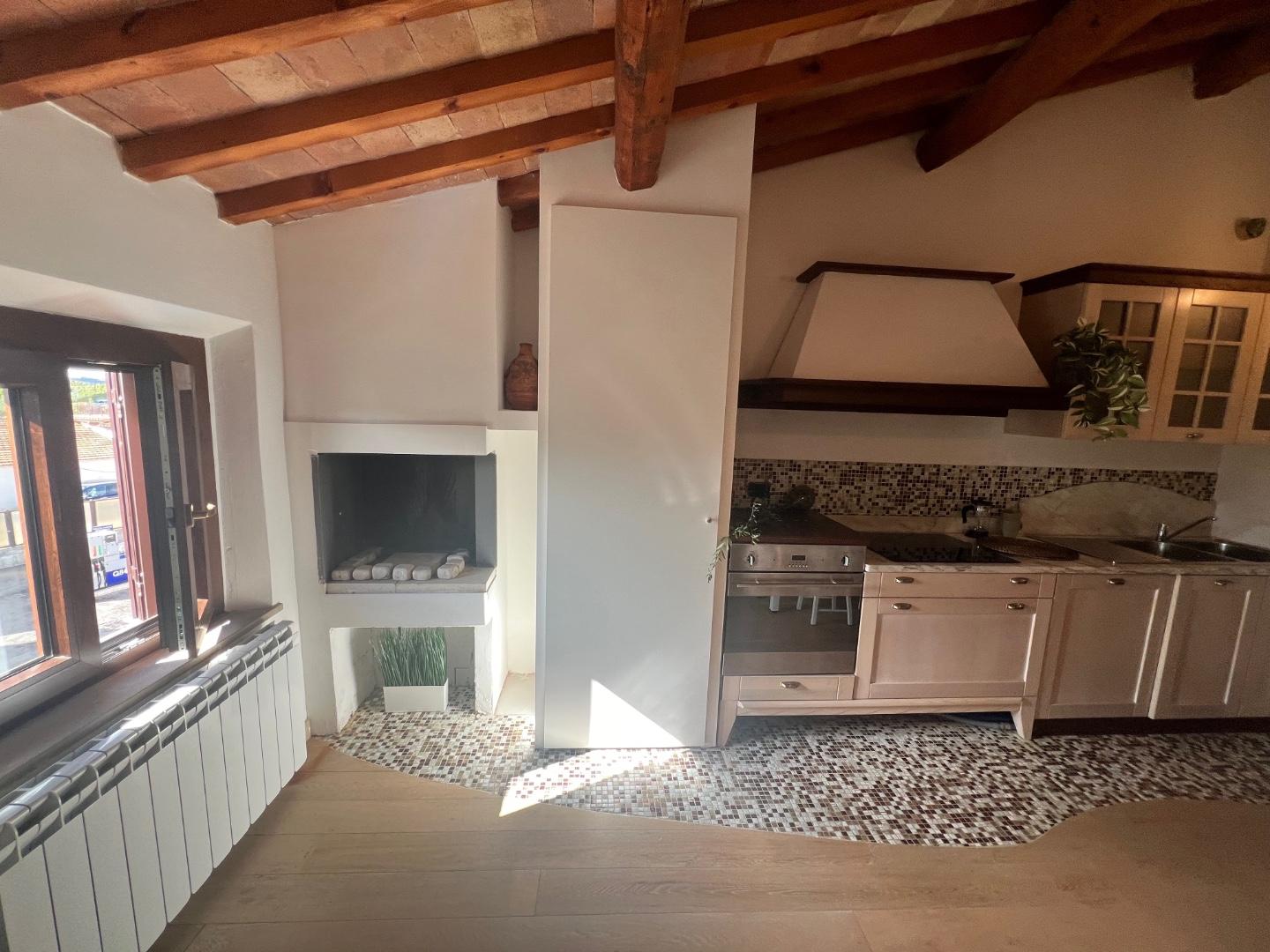 Bilocale arredato in affitto a Montaione