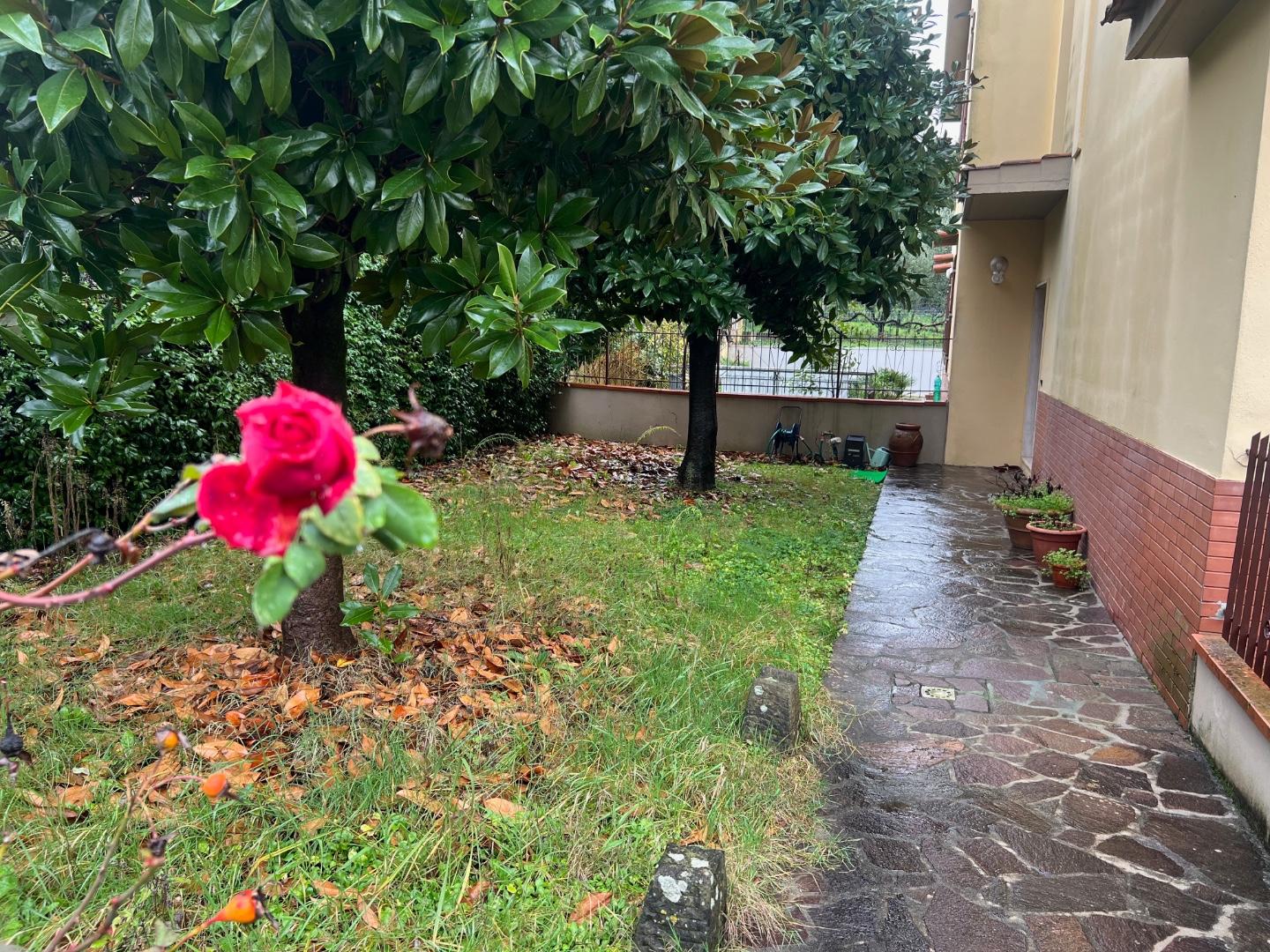 Appartamento con giardino, Vinci sovigliana