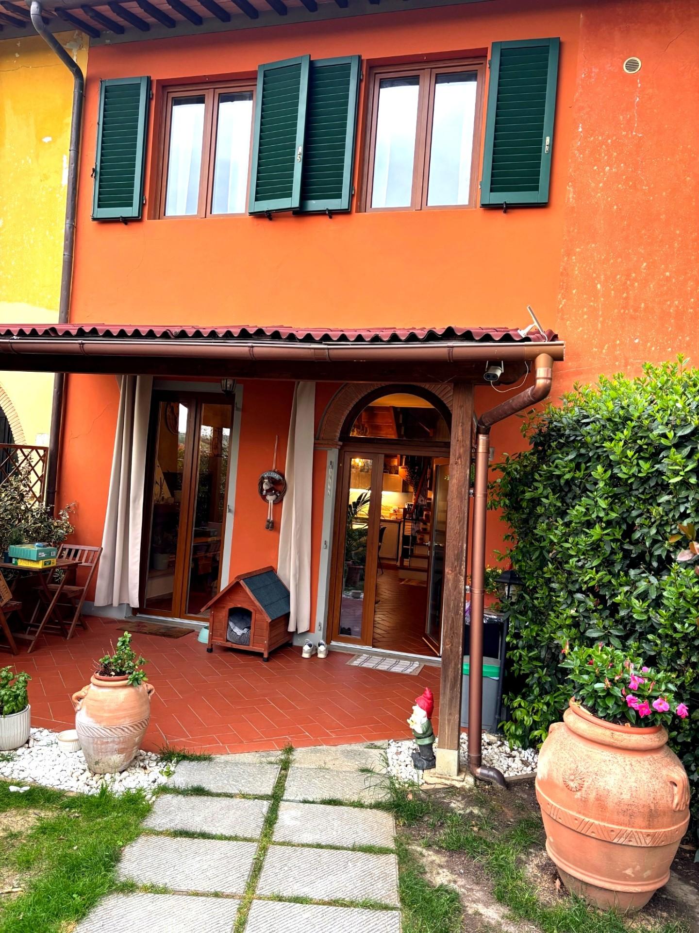 Casa indipendente con giardino a Vinci