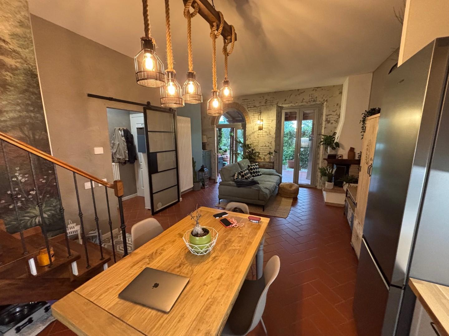 Casa indipendente con giardino a Vinci