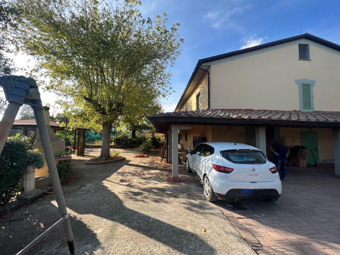 Villa con giardino a Cerreto Guidi