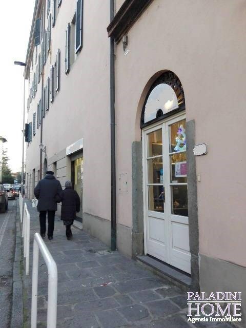 Locale commerciale in vendita, Lucca borgo giannotti
