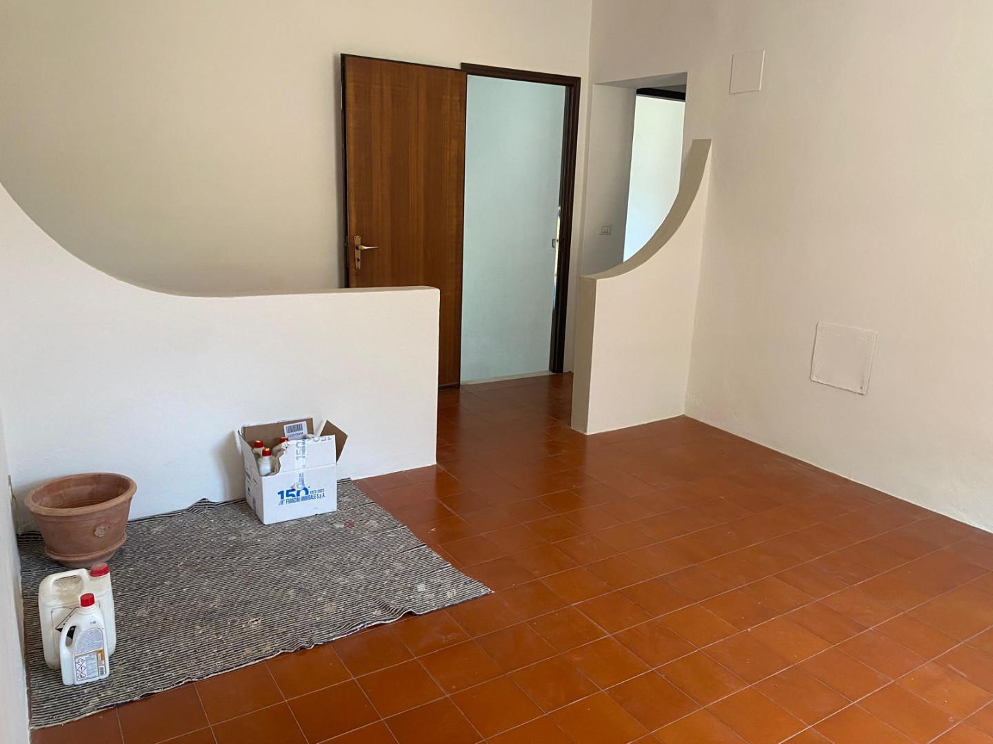 Quadrilocale con terrazzo, Pescaglia piegaio