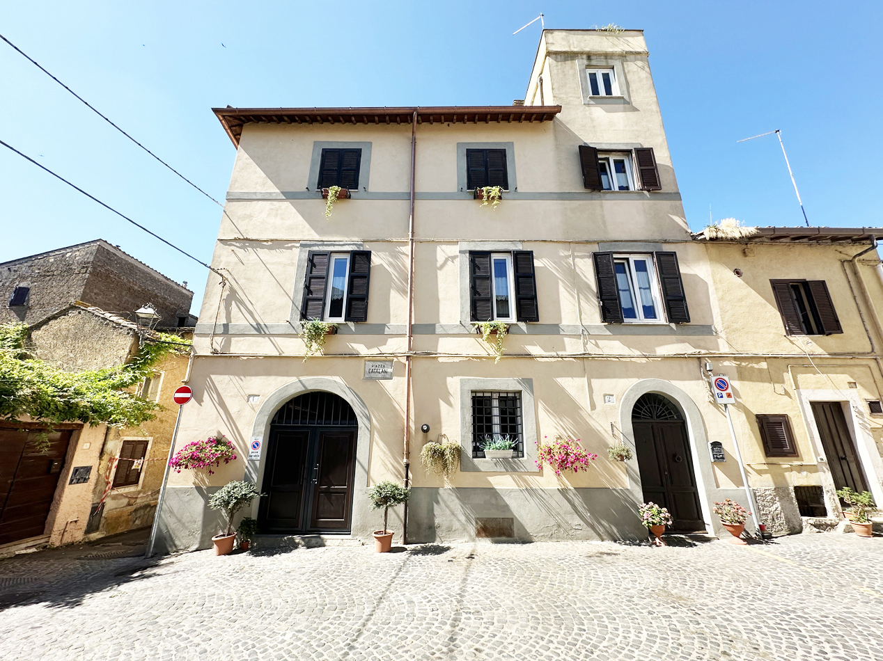 Stabile/Palazzo in vendita a Nepi