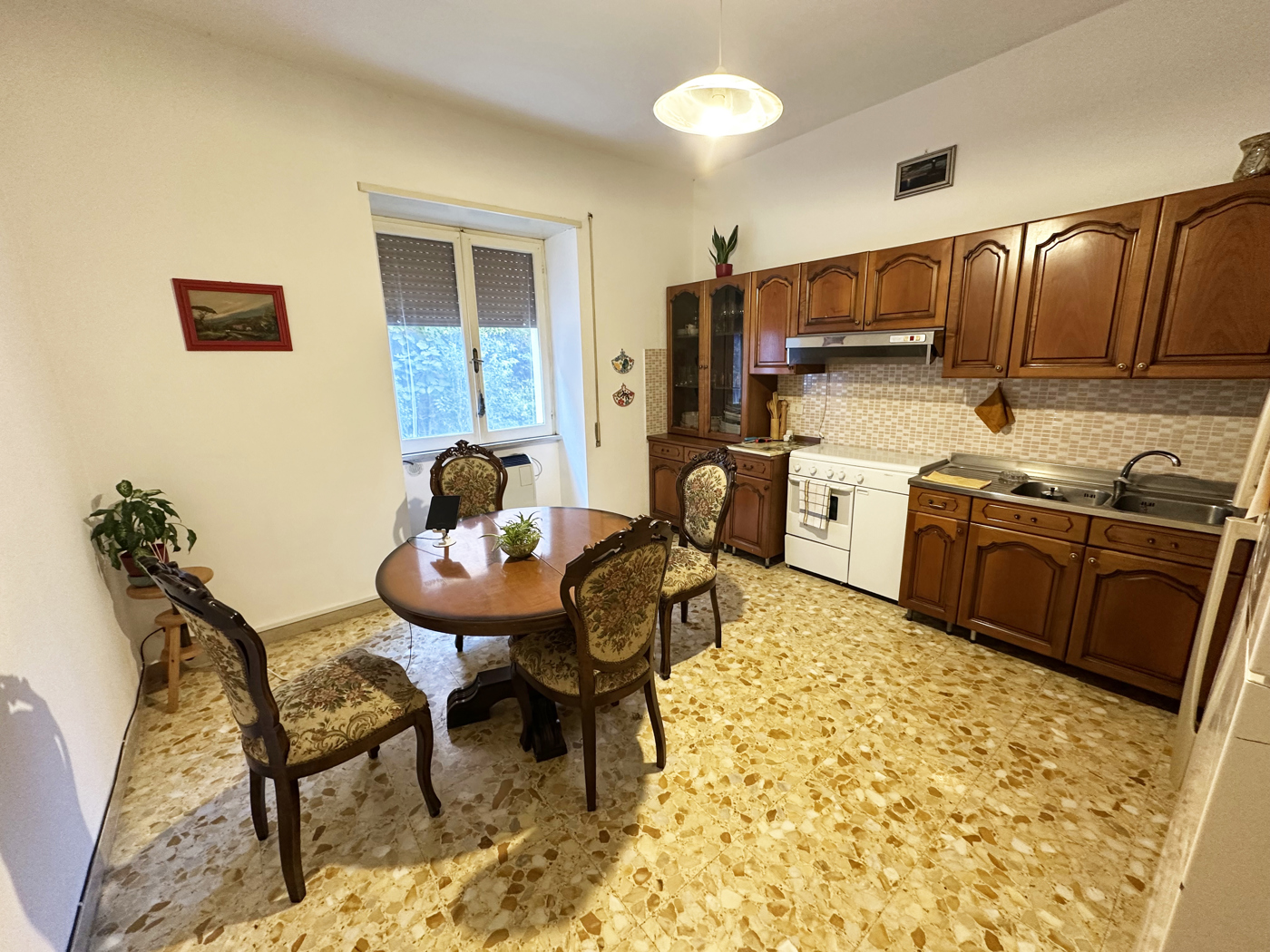 Quadrilocale arredato in affitto a Nepi