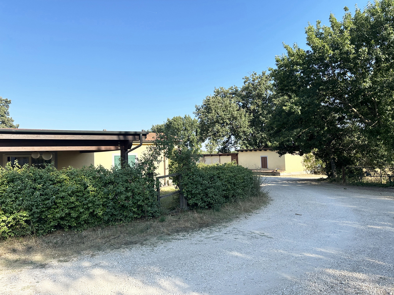 Villa Bifamiliare in vendita a Castel Sant'Elia