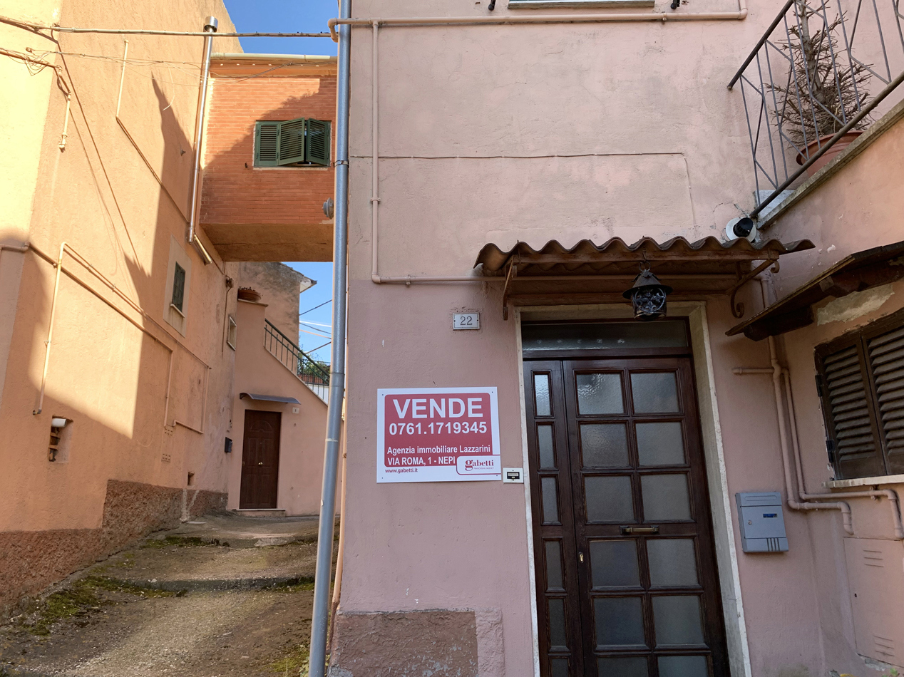 Trilocale in vendita a Castel Sant'Elia