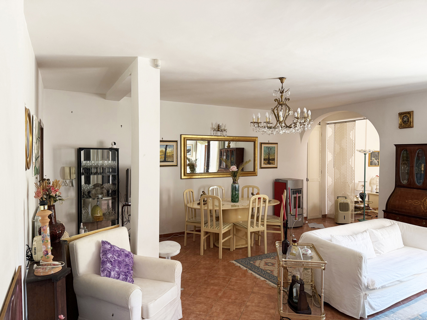 Trilocale arredato in affitto a Nepi