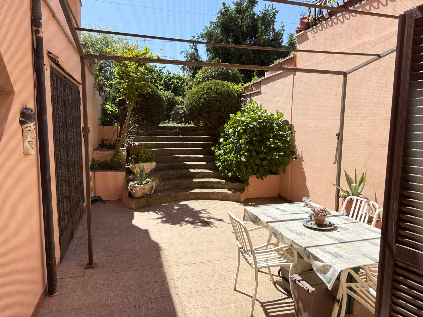 Trilocale arredato in affitto a Nepi