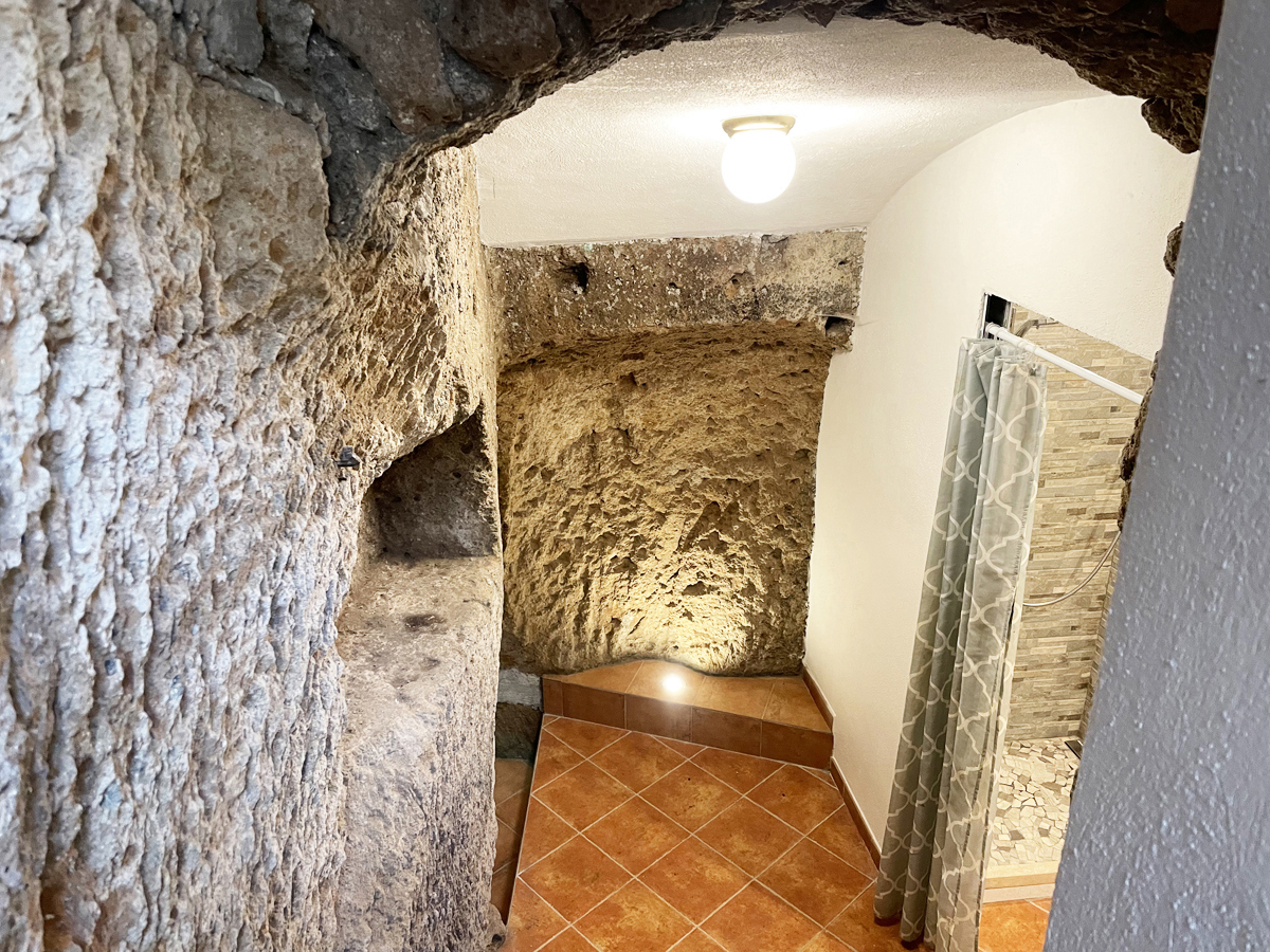 Bilocale ristrutturato a Castel Sant'Elia