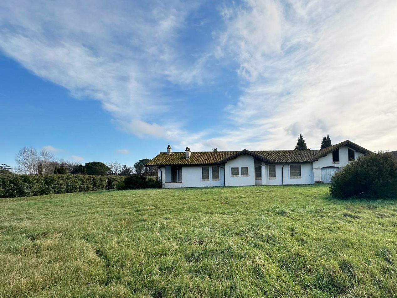 Villa in vendita a Nepi