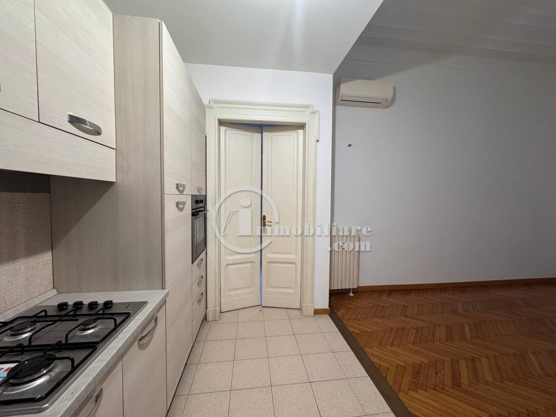 Appartamento in affitto a Milano, Centro Storico