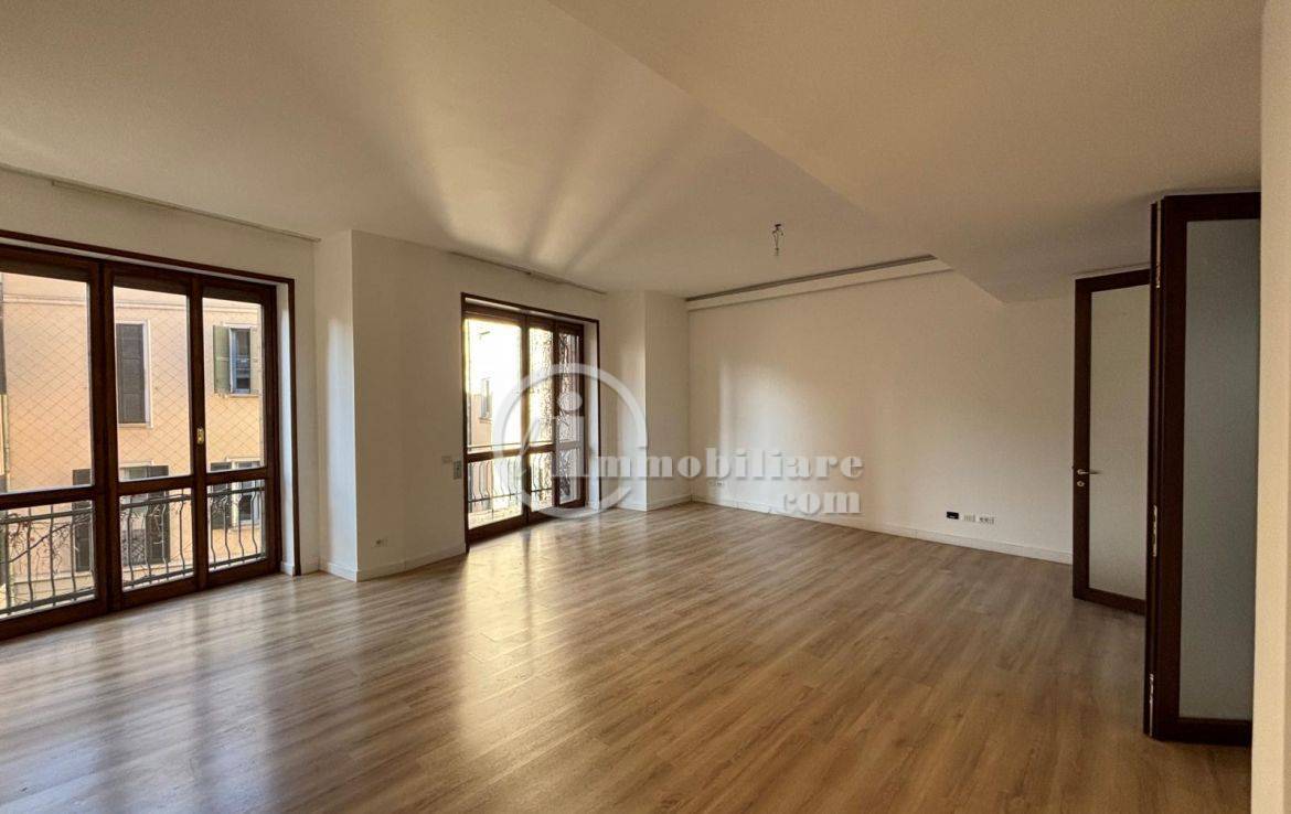 Ufficio/studio in affitto a Milano, Centro Storico