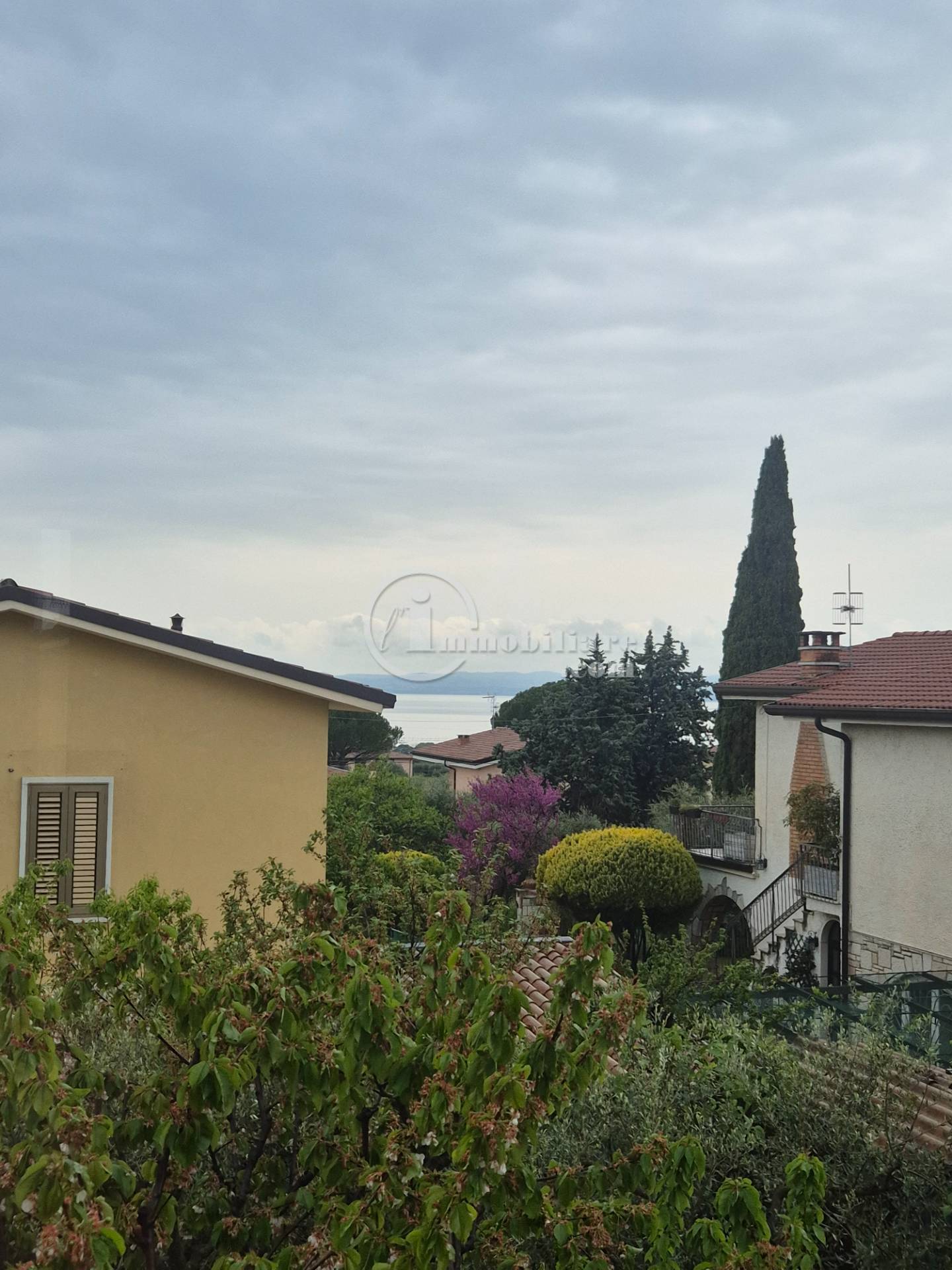 Villa Singola in vendita a Bardolino