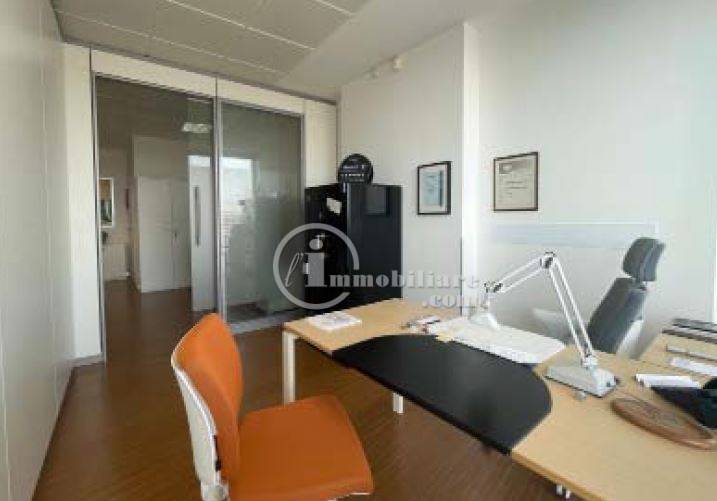 Ufficio/studio in affitto a Milano, Fiera