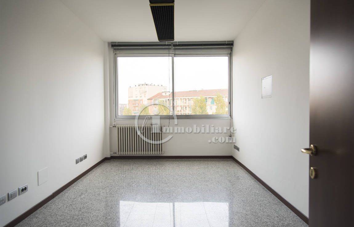 Palazzo/Stabile uso commerciale in affitto a Milano, Maciachini