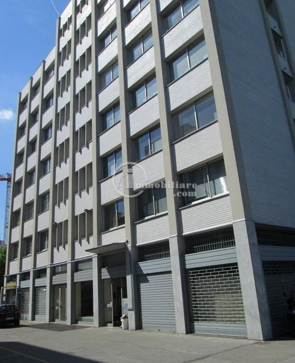 Palazzo/Stabile uso commerciale in affitto a Milano, Maciachini