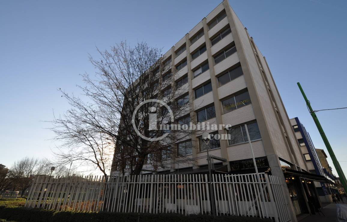 Palazzo/Stabile uso commerciale in affitto a Milano, Maciachini