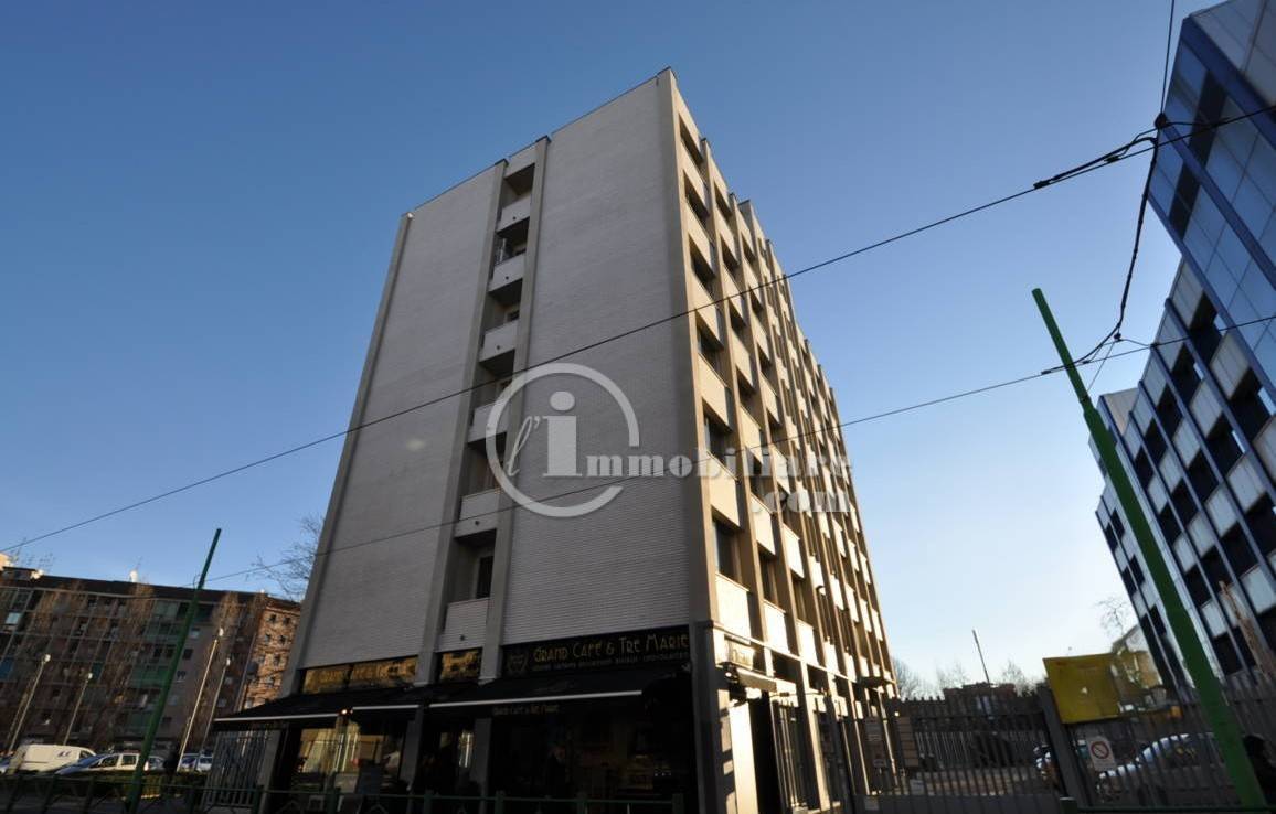 Palazzo/Stabile uso commerciale in affitto a Milano, Maciachini