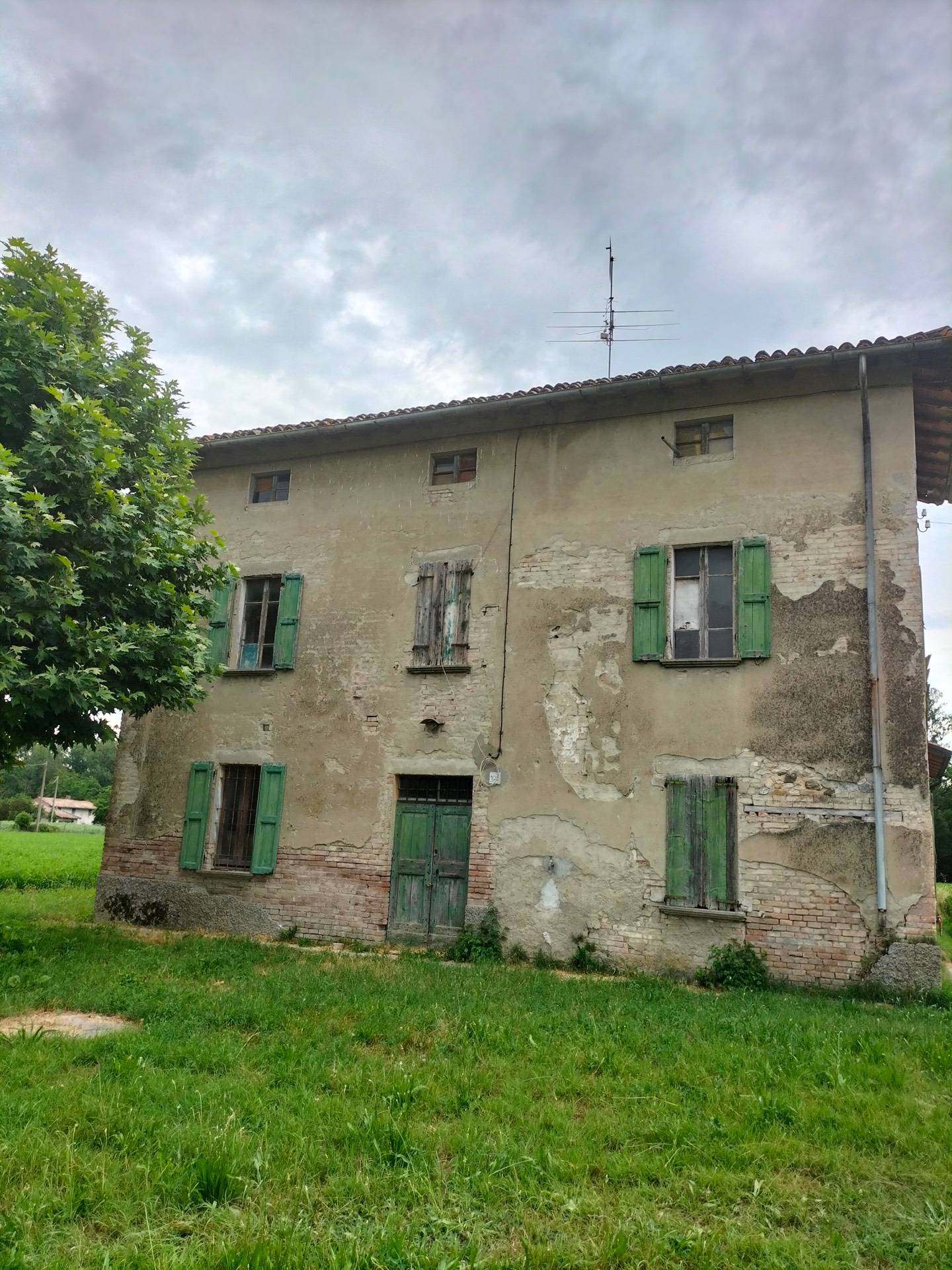 Rustico in vendita a Fidenza, Santa Margherita