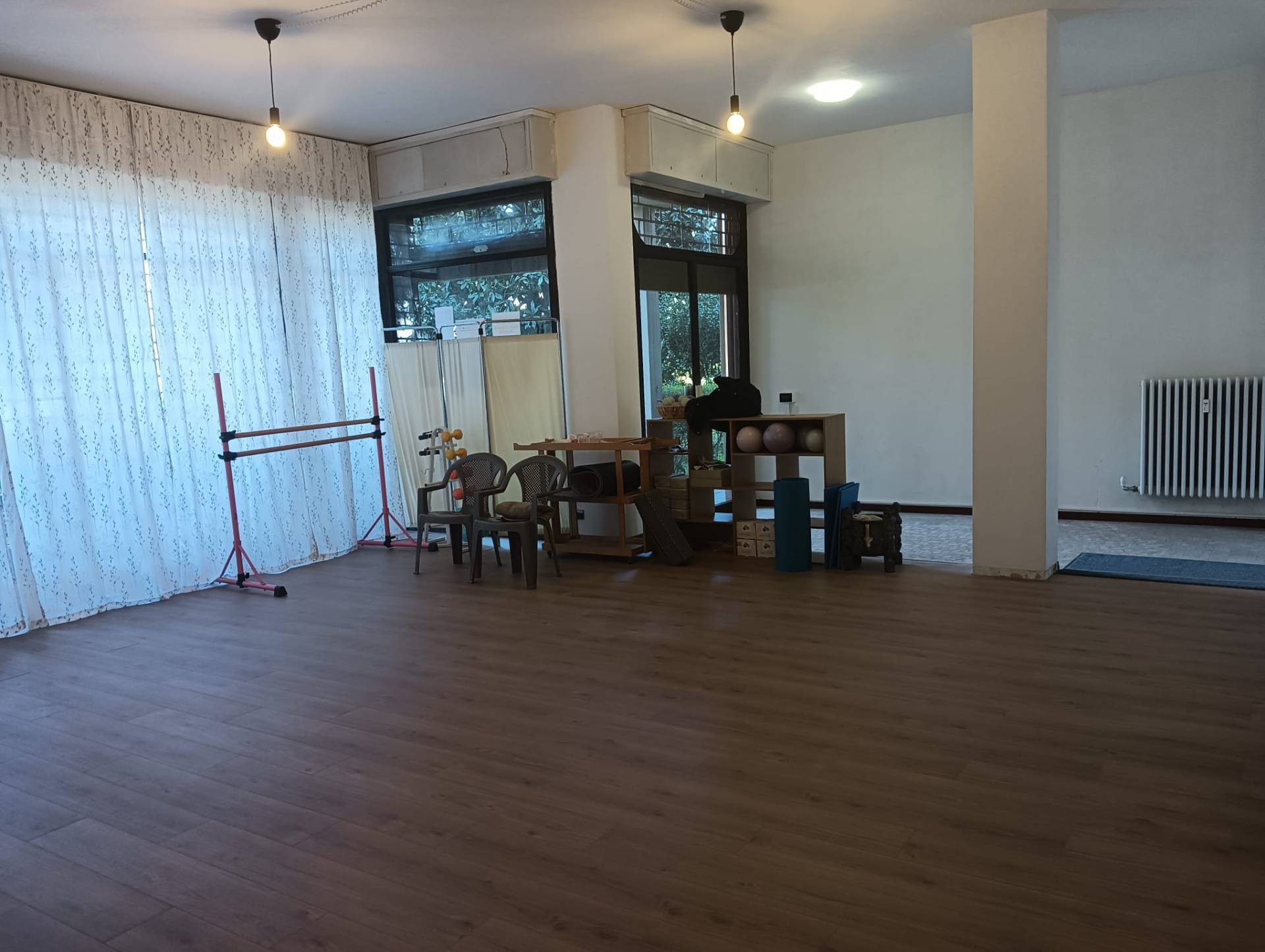 Locale commerciale in affitto a Fidenza