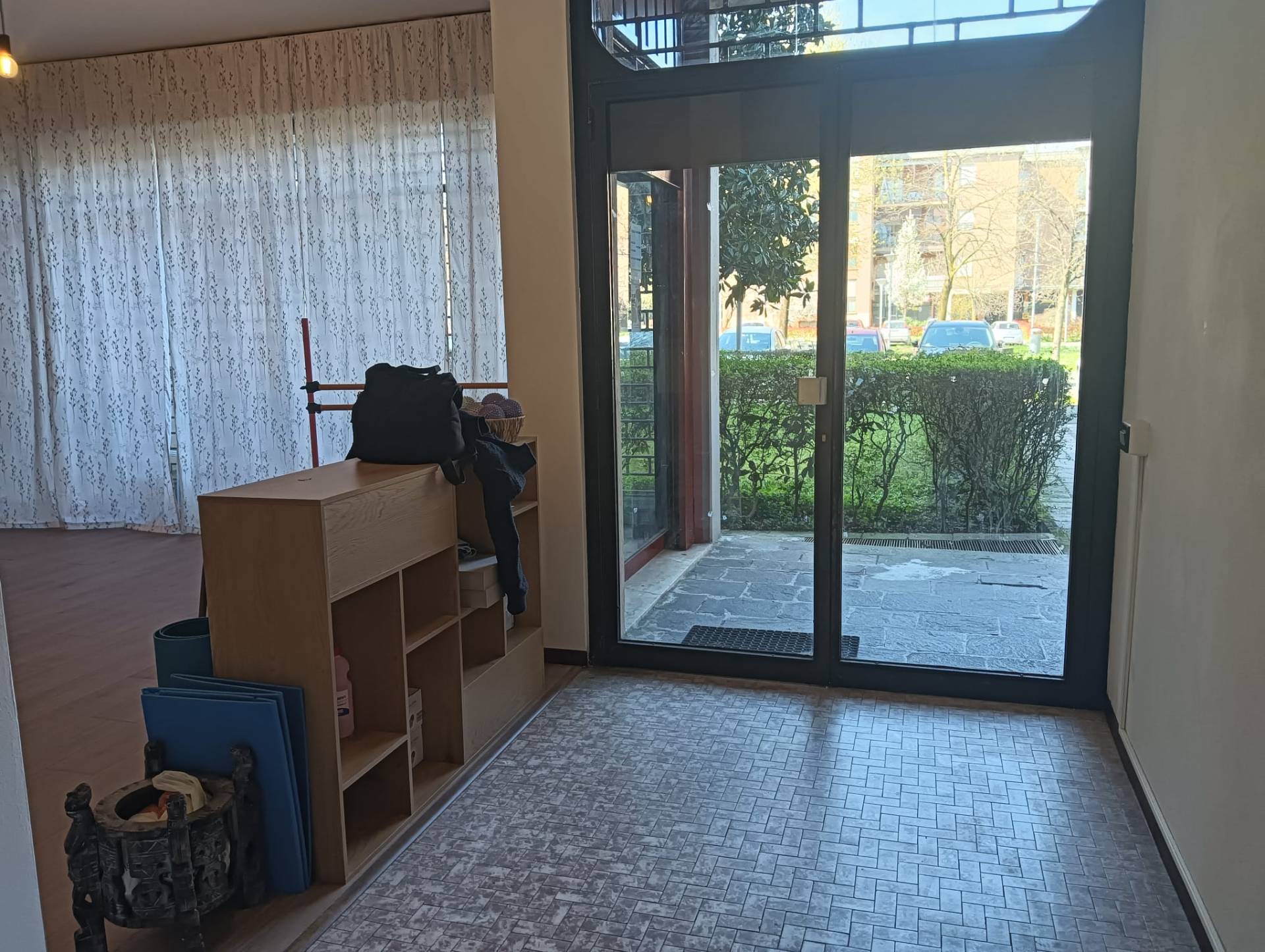 Locale commerciale in affitto a Fidenza