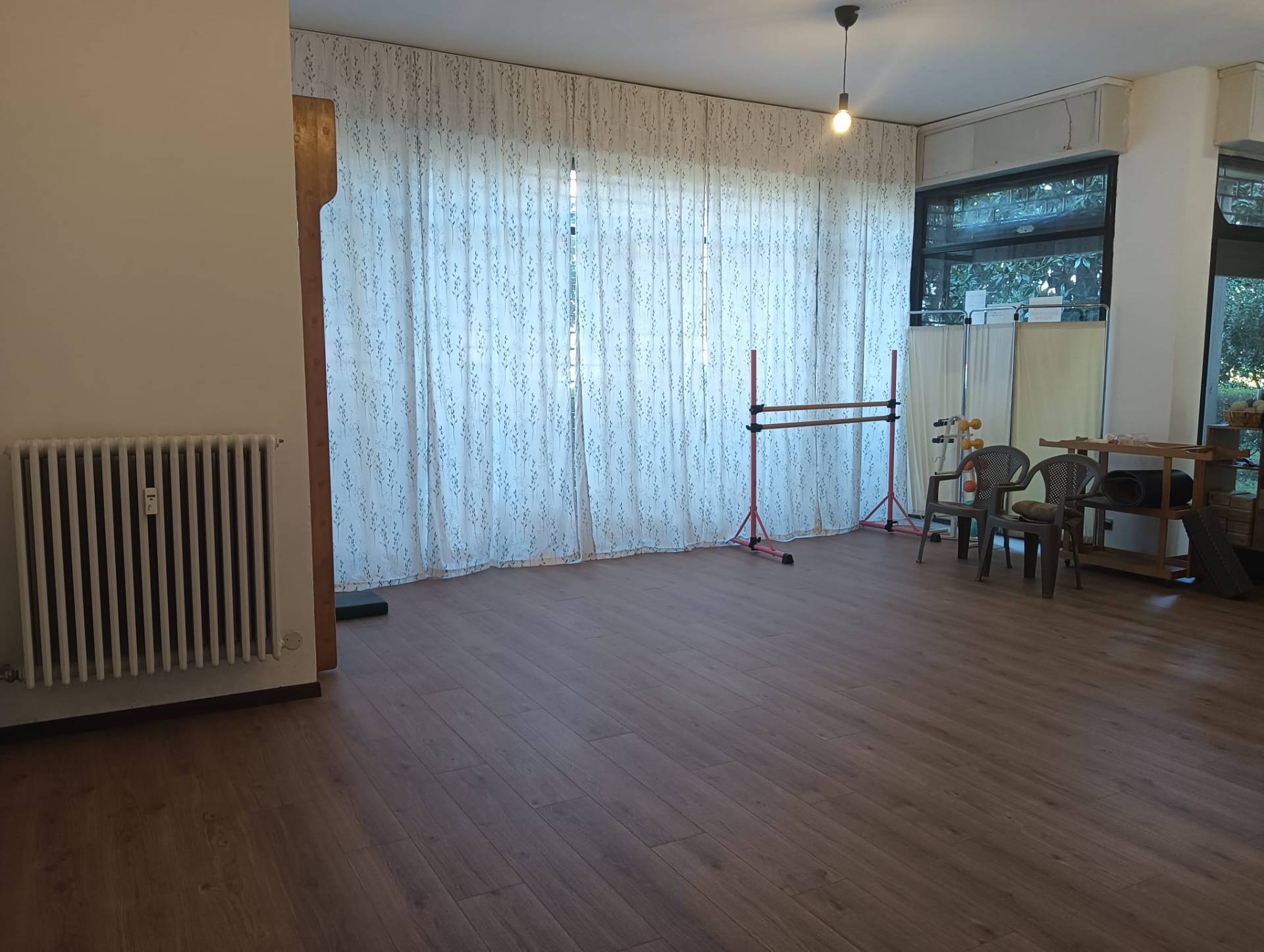 Locale commerciale in affitto a Fidenza