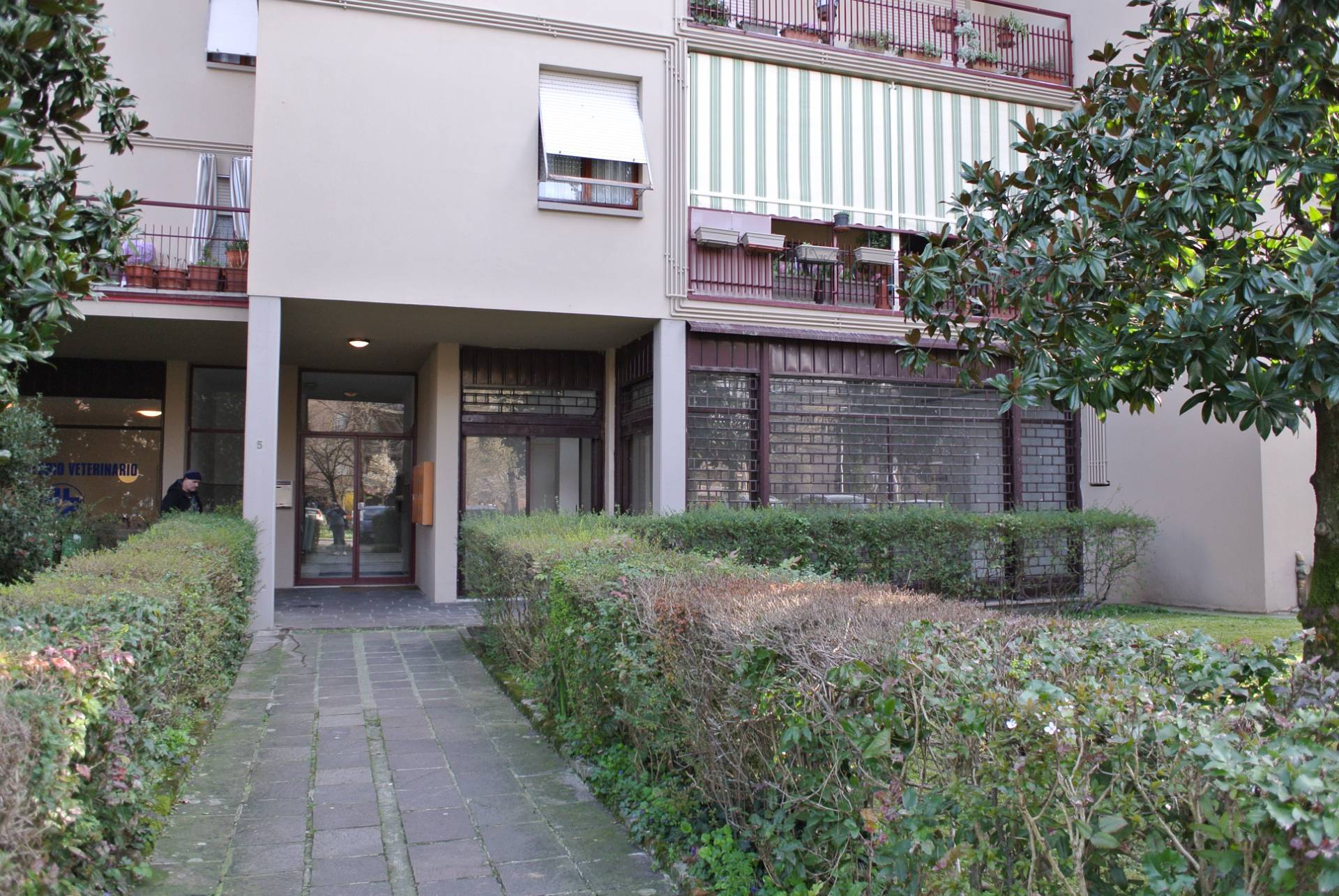 Locale commerciale in affitto a Fidenza