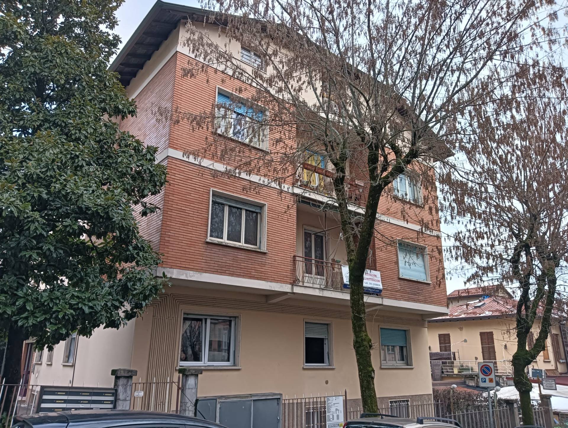 Deposito in vendita a Salsomaggiore Terme